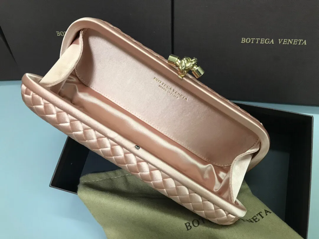Style No. 8651, upgraded version of full silk evening bag inside and outside~~~INTRECCIATO woven IMPERO STRETCH KNOT clutch bag, hand-woven silk, smooth satin piping, Intrecciato engraved metal buckle, silk satin lining. Large size: 25cm*10cm*5cm